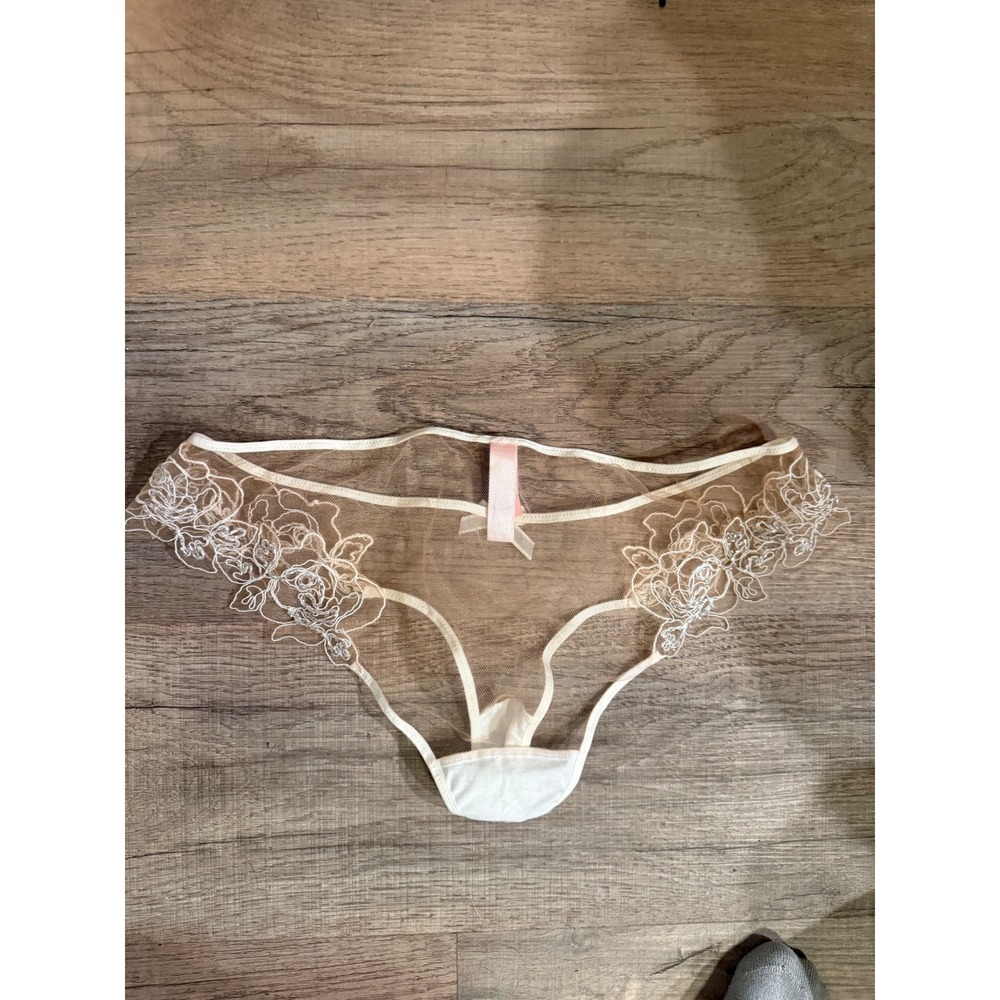 Agent Provocateur Bra & Panty Set 36B B80 Sheer Lace Floral Ivory Lingerie - Picture 7 of 10